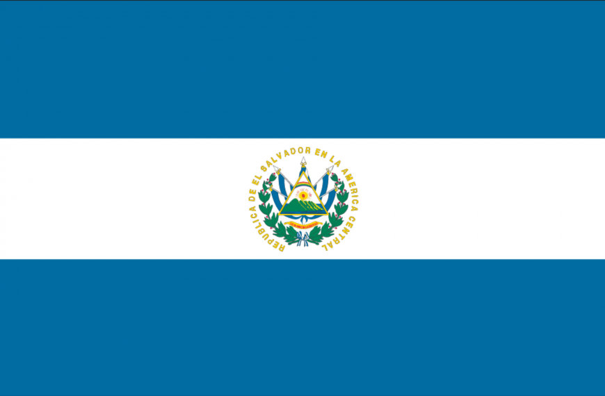 Vlag El Salvador (met wapen)