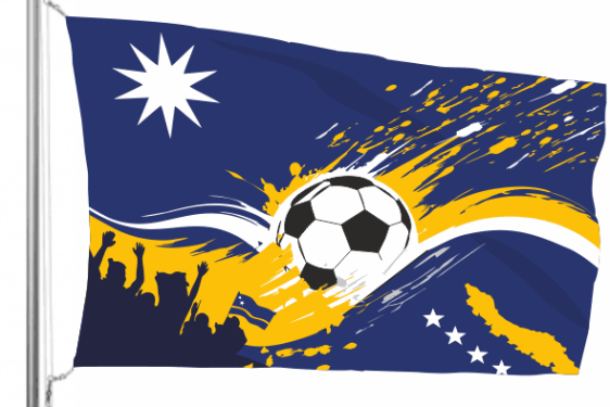 Curaçao WK voetbal vlag van glanspolyester aan vlaggenmast tijdens voetbalwedstrijd van Curaçao